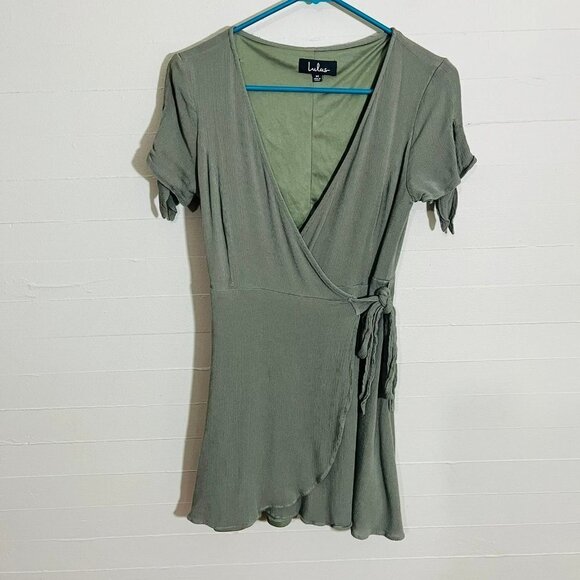 Lulu's Kiss and Pastel Olive Green Wrap Dress Mini SZ M - Picture 2 of 10